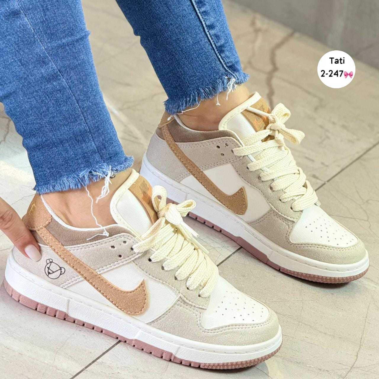 Bellos Nike Four Dama